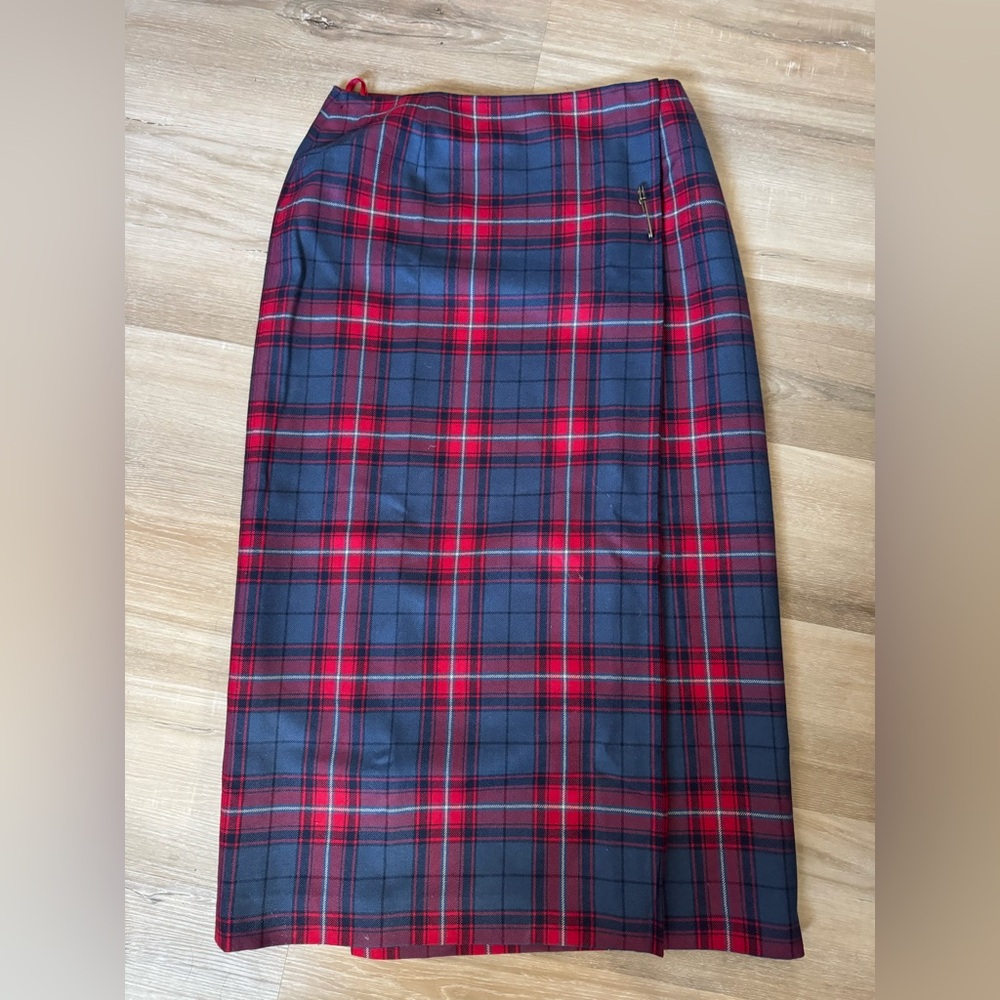 Jones New York Red and Blue Plaid Pencil Skirt